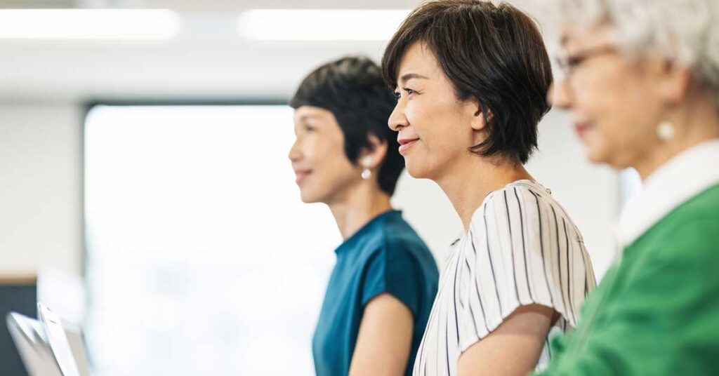 円相場は過去50年でどう動いた?ドル円推移から見る歴史