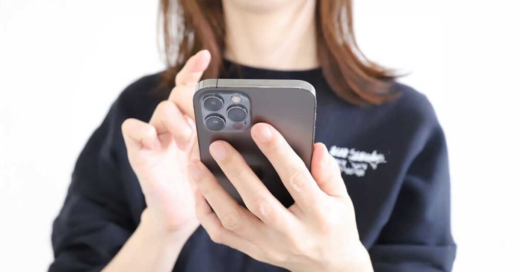 家族全員が動画を見るとWi-Fiが重い家へ。光回線を見直す前に知りたいこと
